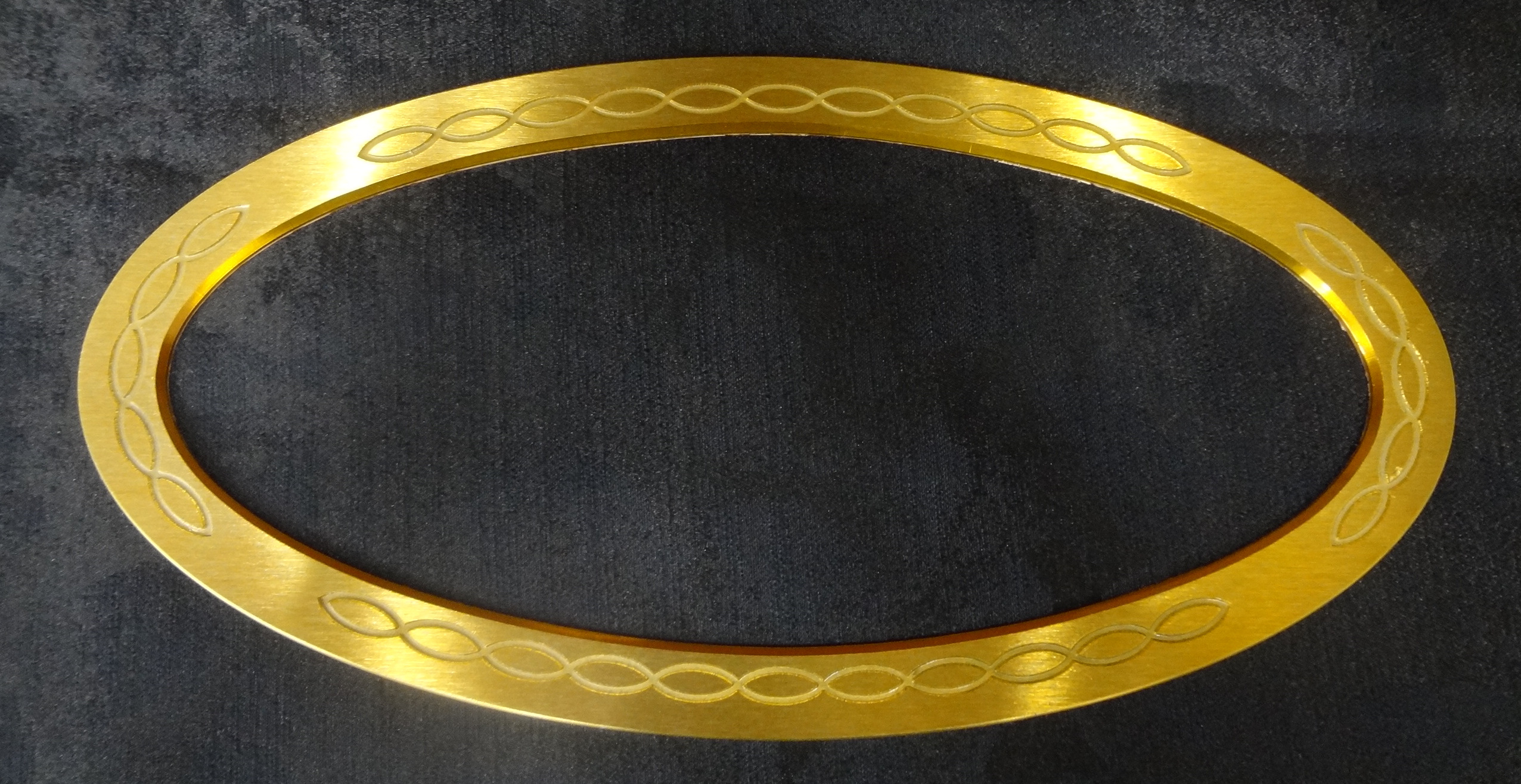 Airstream Gold Decorative Collar 381891-02