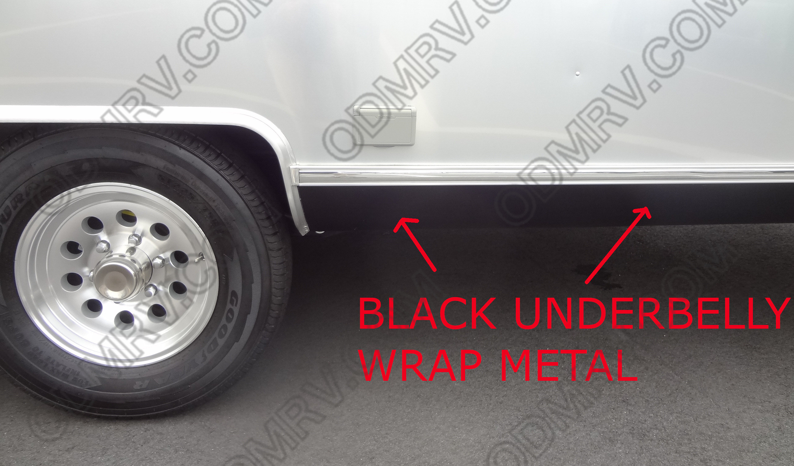 Airstream Black Underbelly Wrap Metal 116167-02